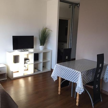 Studio Au Calme, Parking, Proche Thermes อิกซ์เลส์แบ็งส์ ภายนอก รูปภาพ